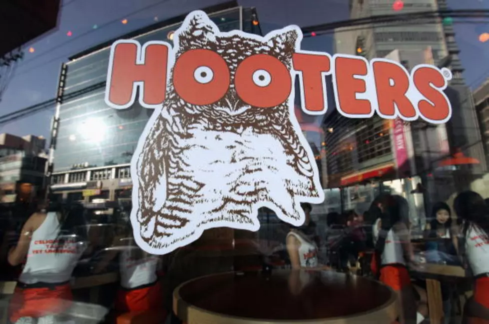 First Responder Charged With Using Racial Slur At 3 Year Old At Hooters